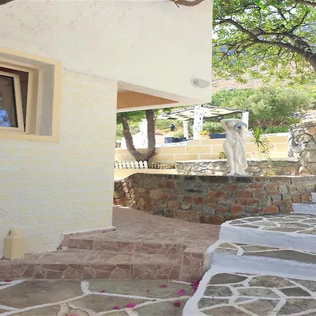 Ferienhaus Cozy 3 Bedroom House In Hersonisos