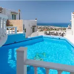 3 Bedroom House - Sleeps 15 - Pool Garden Wifi 別荘 *